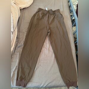 Lululemon Stretch High-Rise Jogger Full Length Color Java